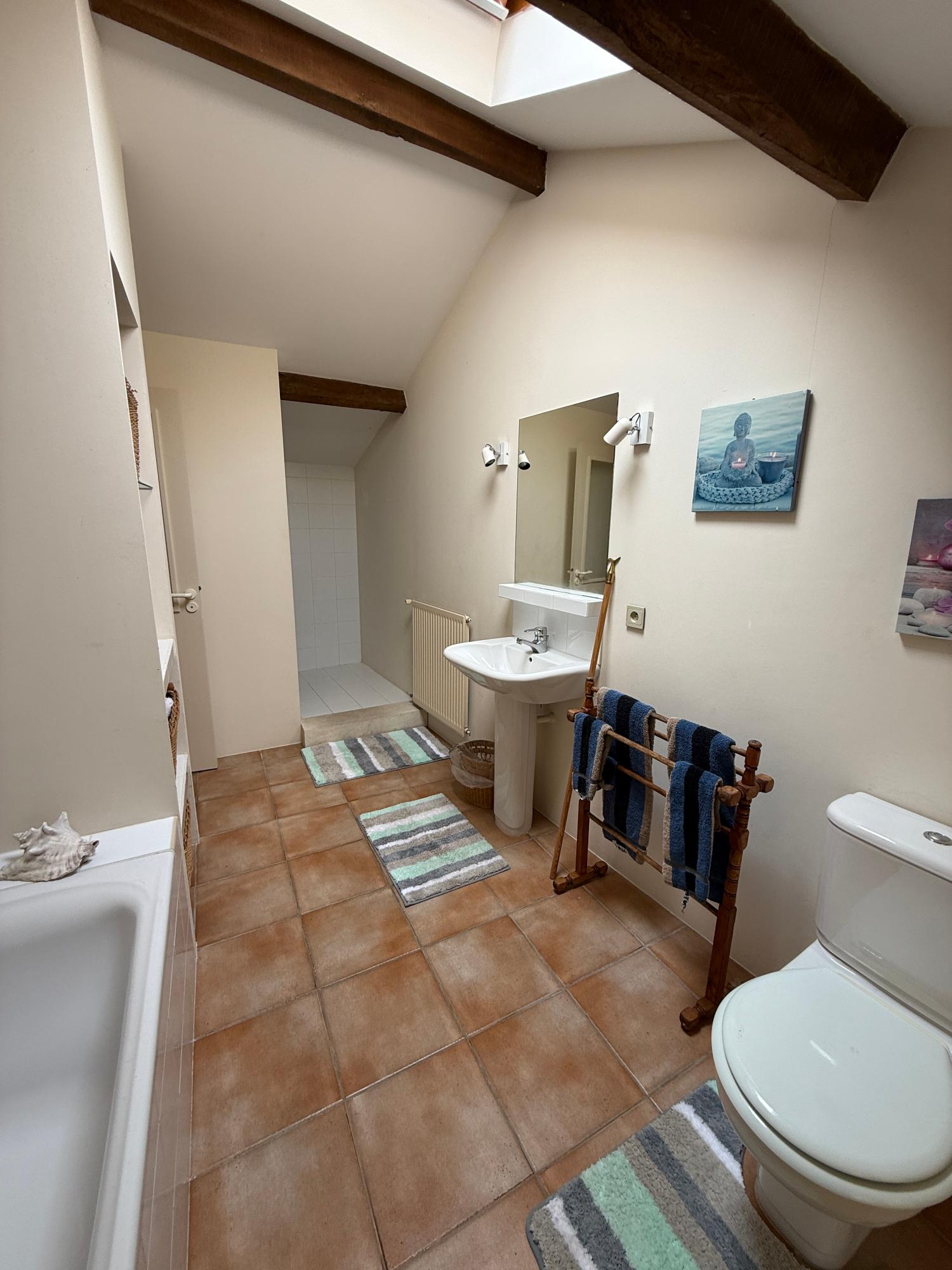  en venta casa independiente Cherval Dordoña 22