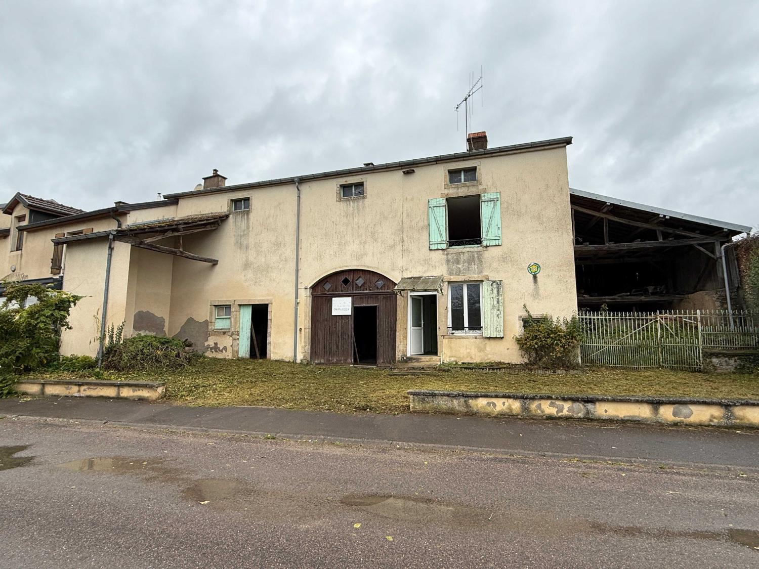  en venta finca de pueblo Jussey Haute-Saône 35