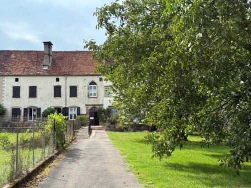 Châtillon-sur-Saône Vosges monasterio foto