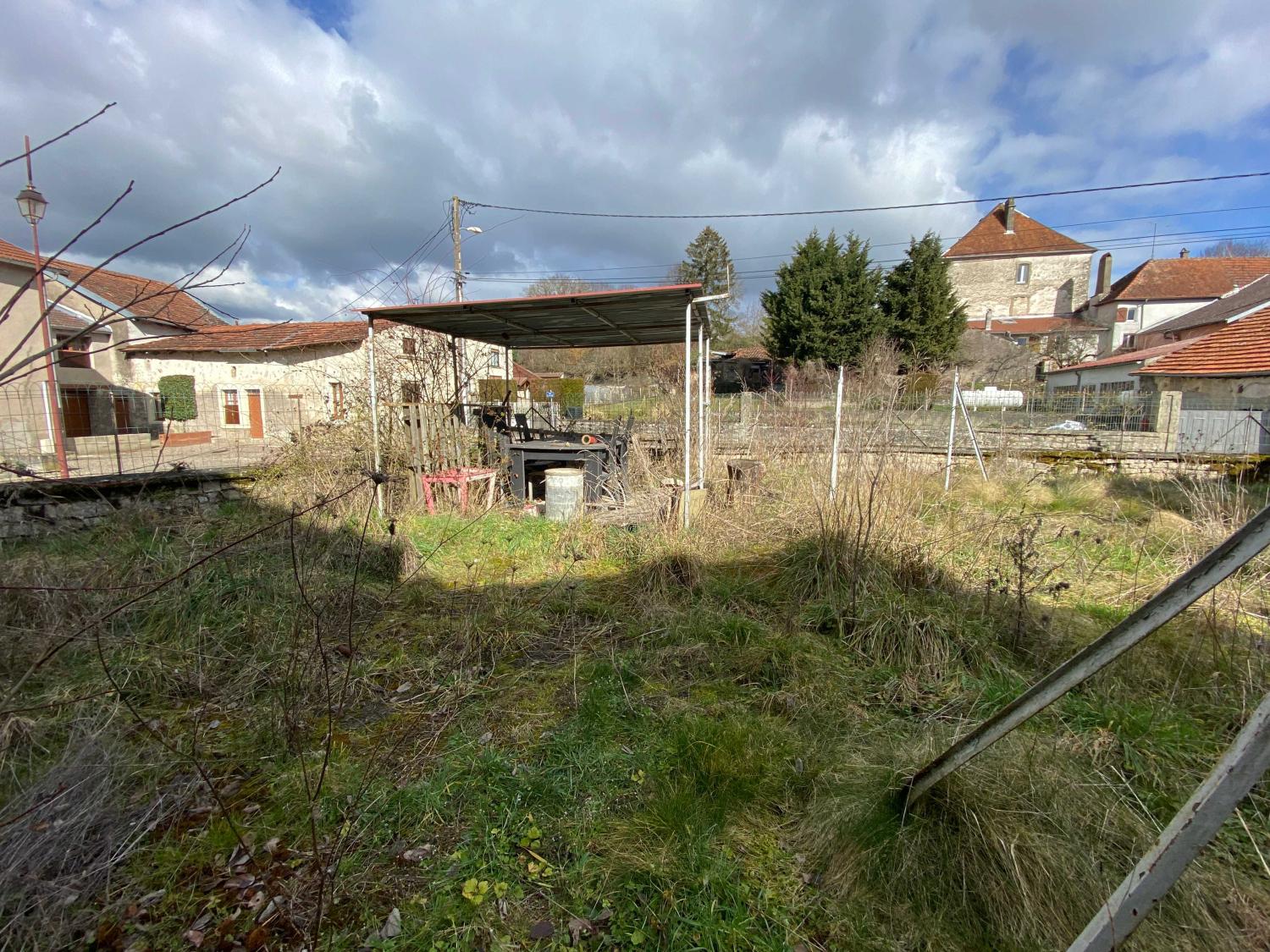 en venta casa de pueblo Bourbonne-les-Bains Haute-Marne 17