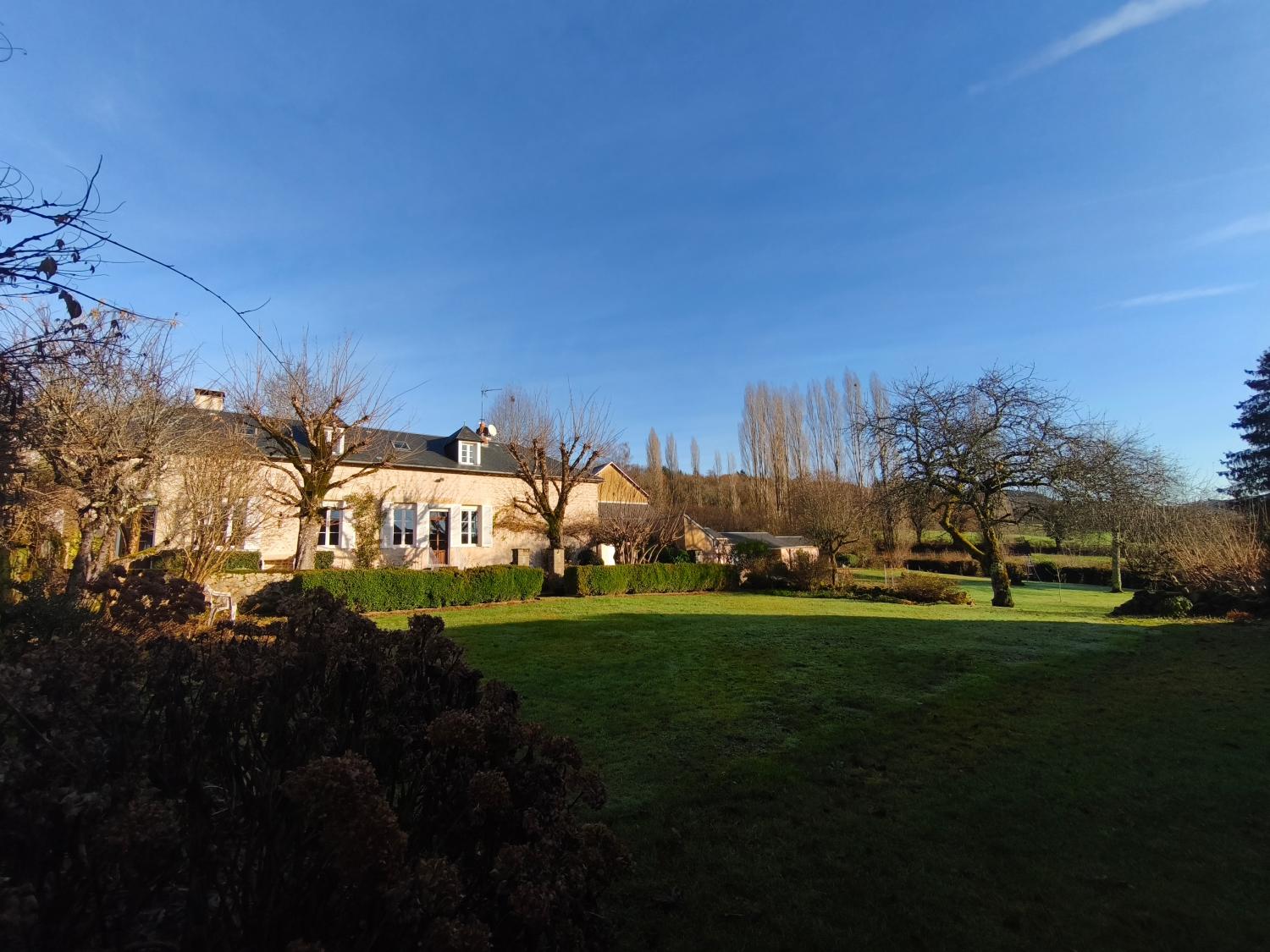  en venta casa independiente Chaumard Nièvre 1