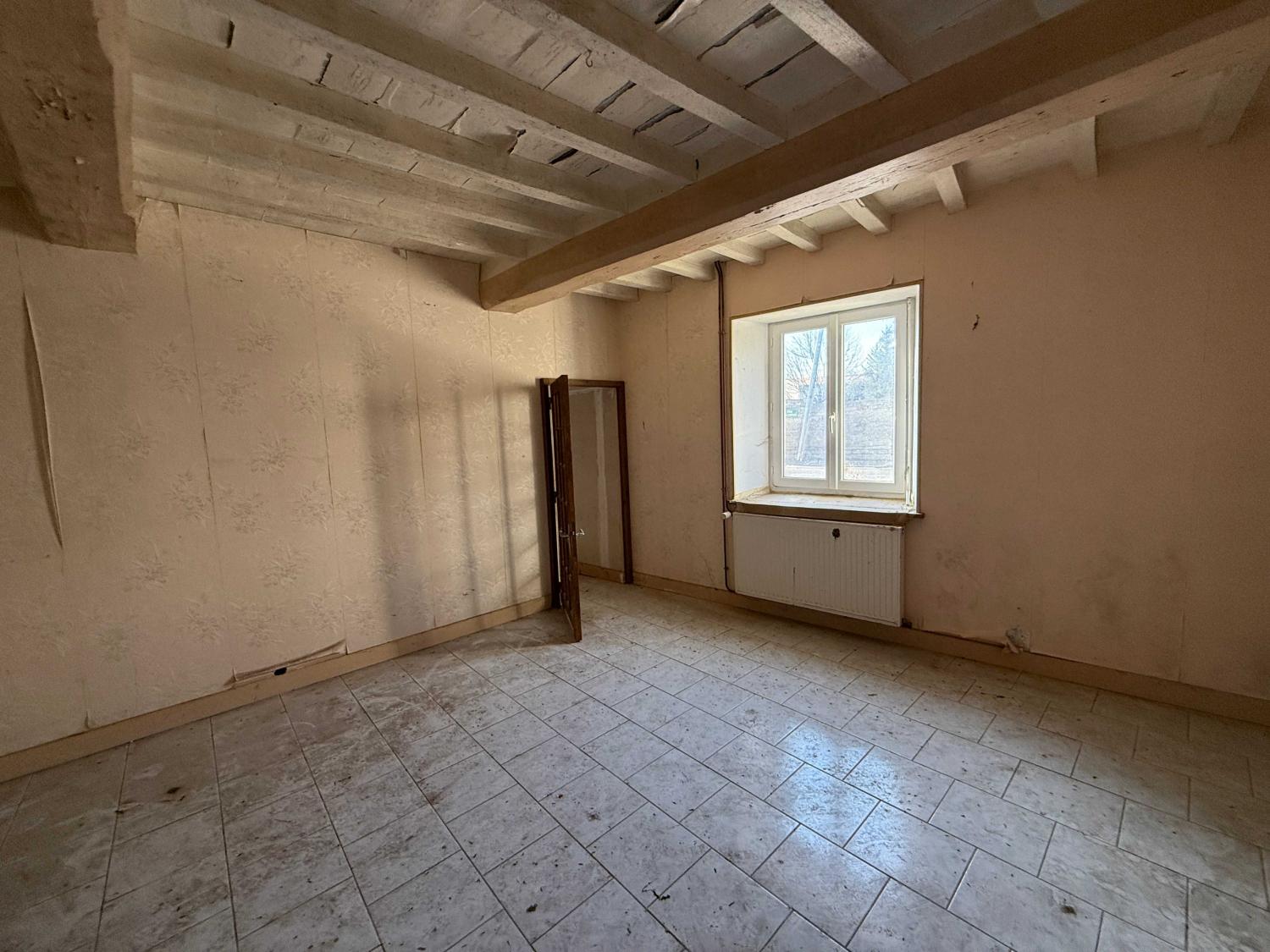  en venta finca de pueblo Châteauvillain Haute-Marne 5