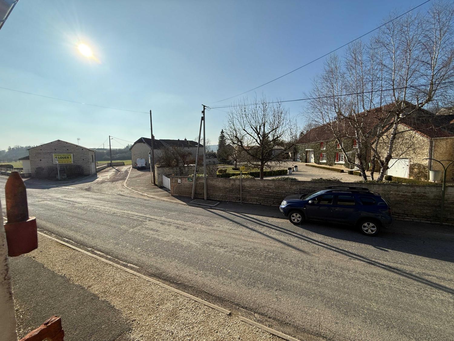  en venta finca de pueblo Châteauvillain Haute-Marne 29