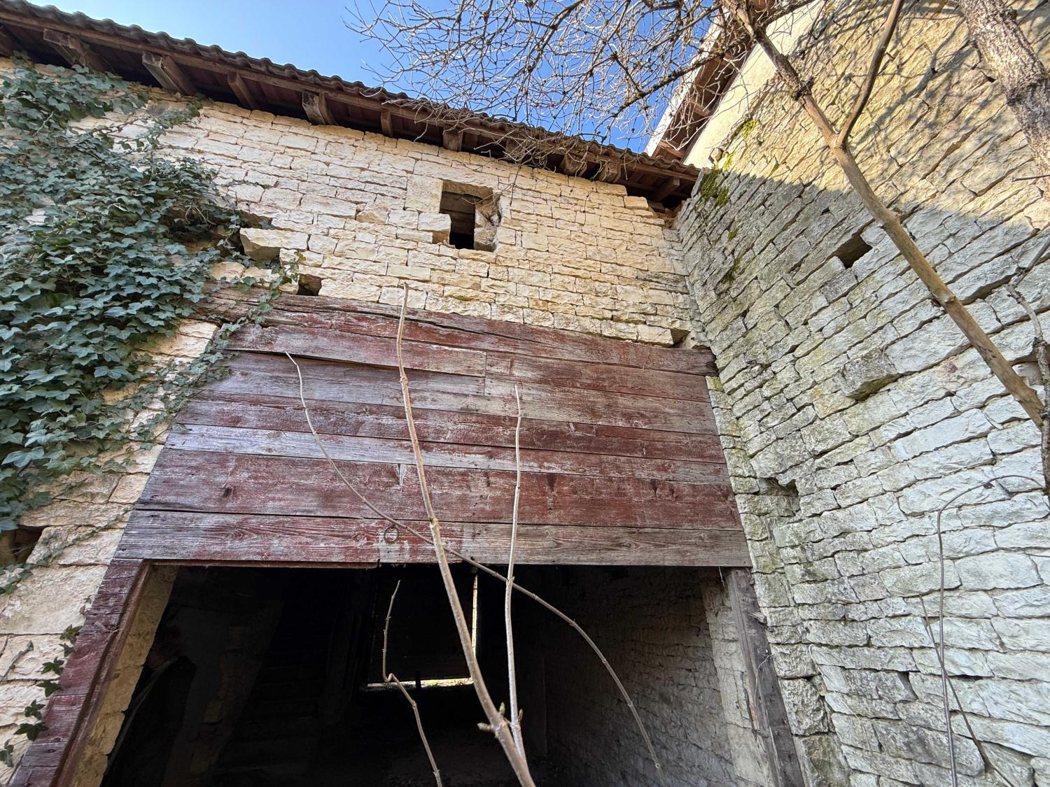  en venta finca de pueblo Châteauvillain Haute-Marne 19