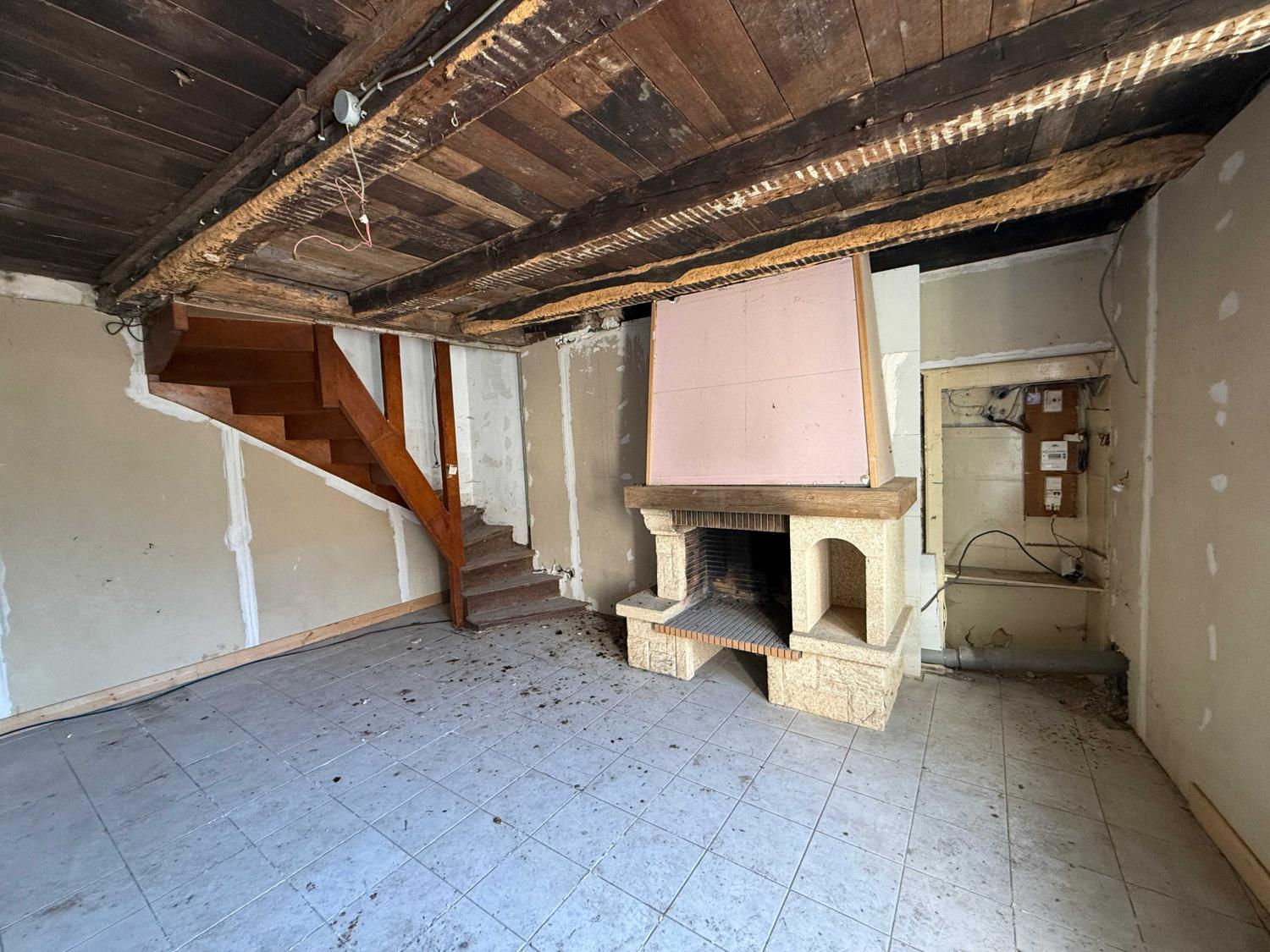  en venta finca de pueblo Châteauvillain Haute-Marne 4