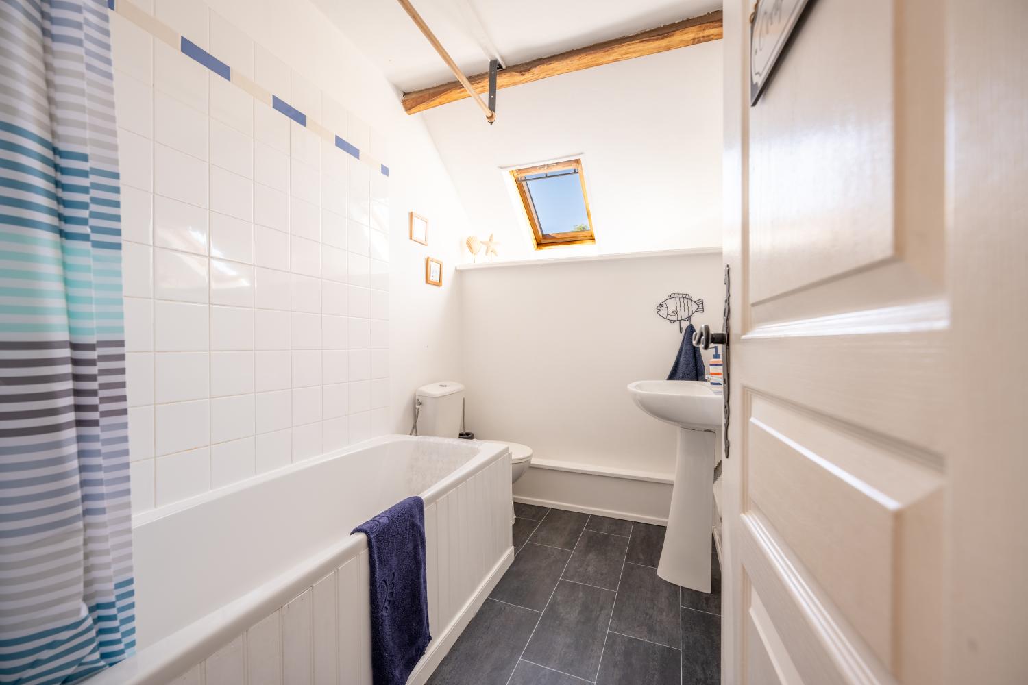  en venta casa con anexo de invitados Saint-Martin-de-Landelles Manche 56