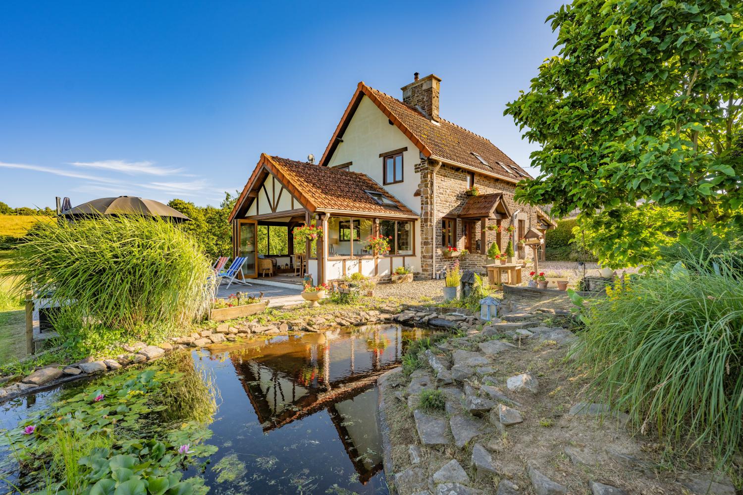  en venta casa con anexo de invitados Saint-Martin-de-Landelles Manche 1