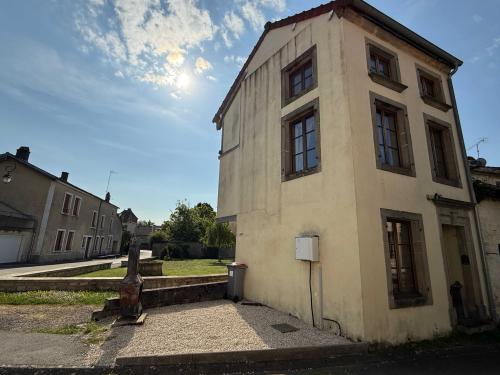 Melay Haute-Marne casa de pueblo foto