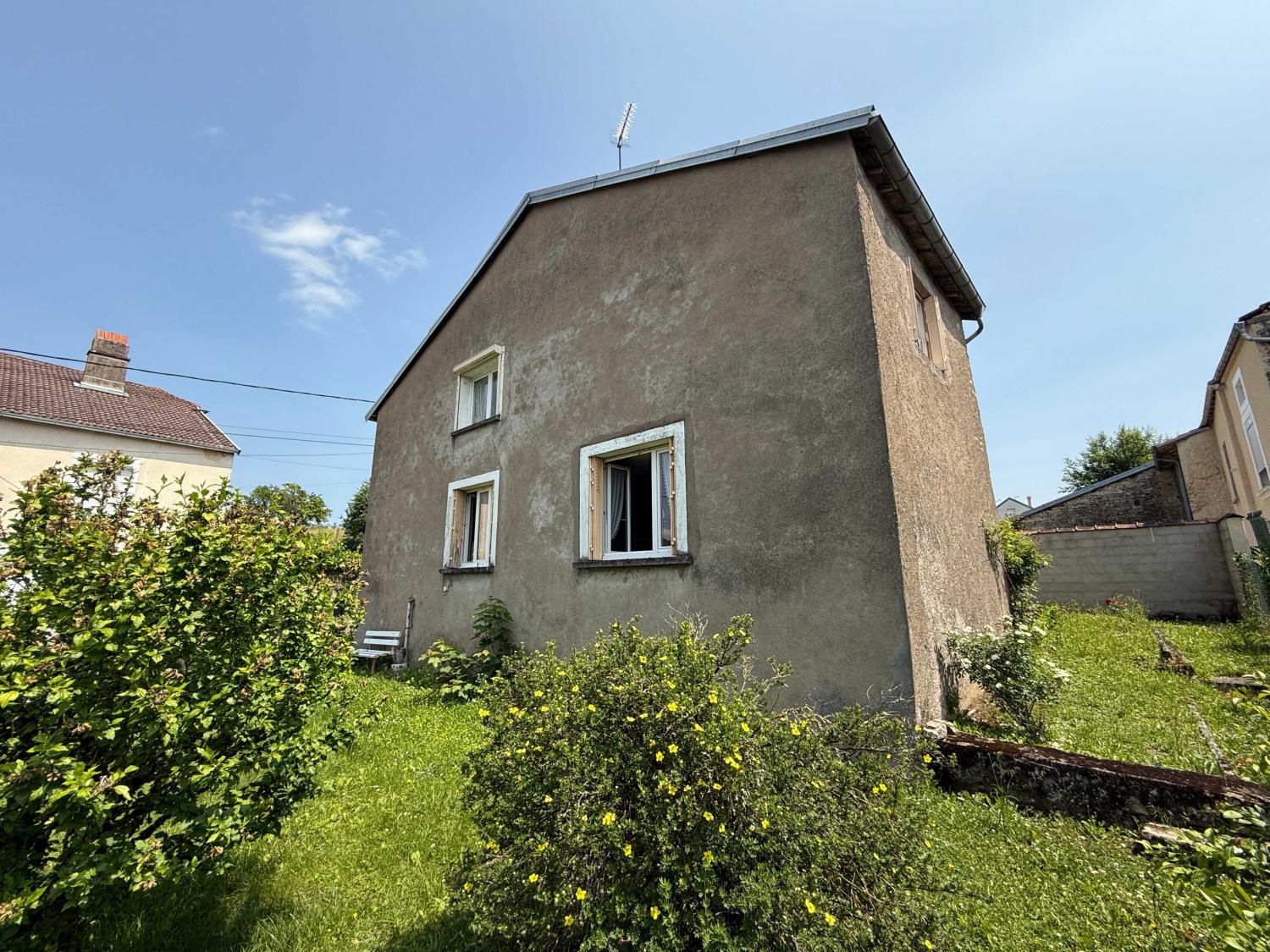  en venta finca de pueblo Voisey Haute-Marne 48