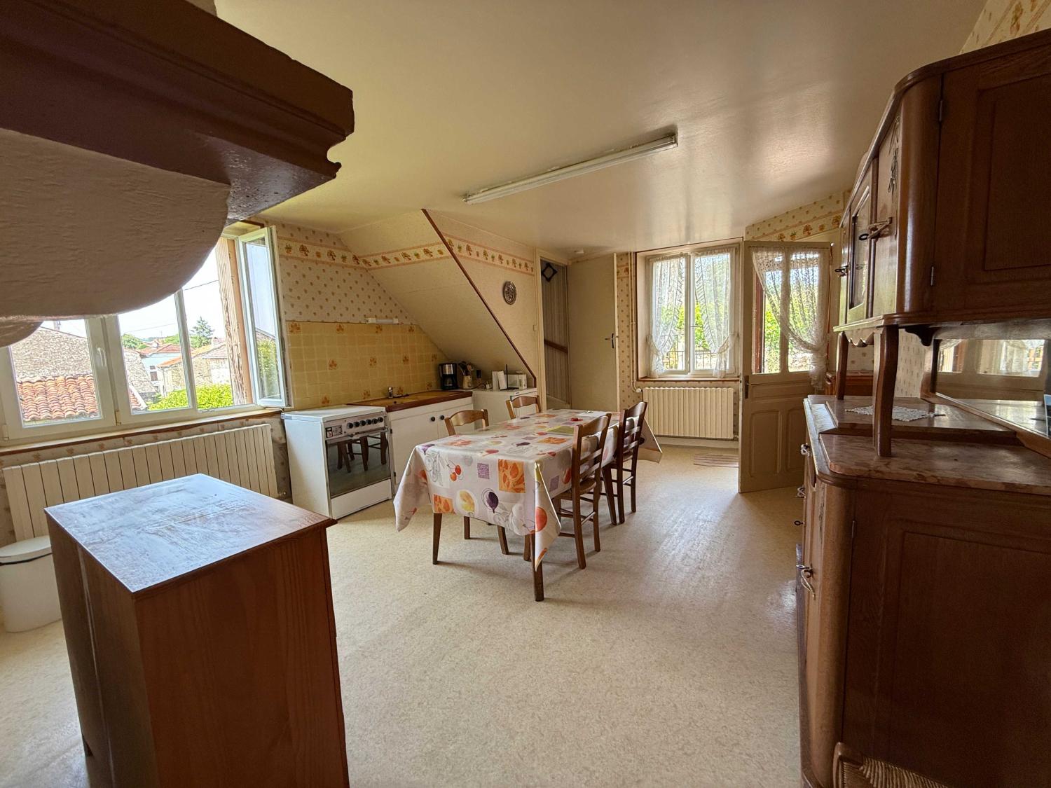  en venta finca de pueblo Voisey Haute-Marne 13