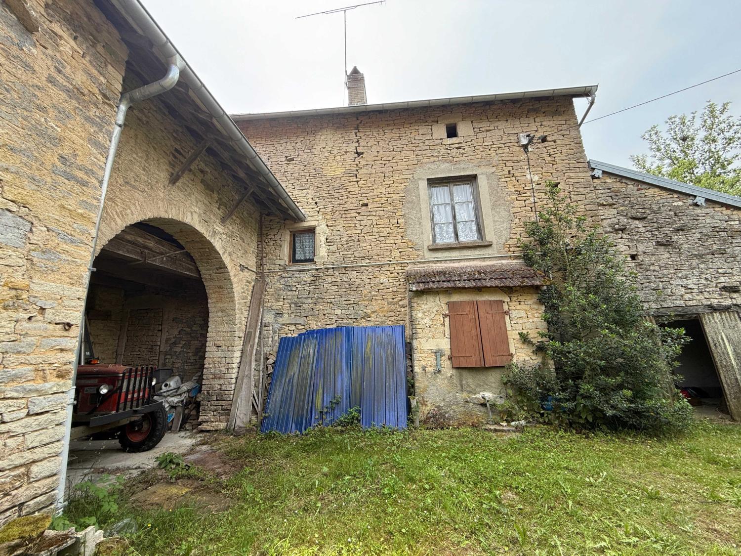  en venta finca de pueblo Confracourt Haute-Saône 3