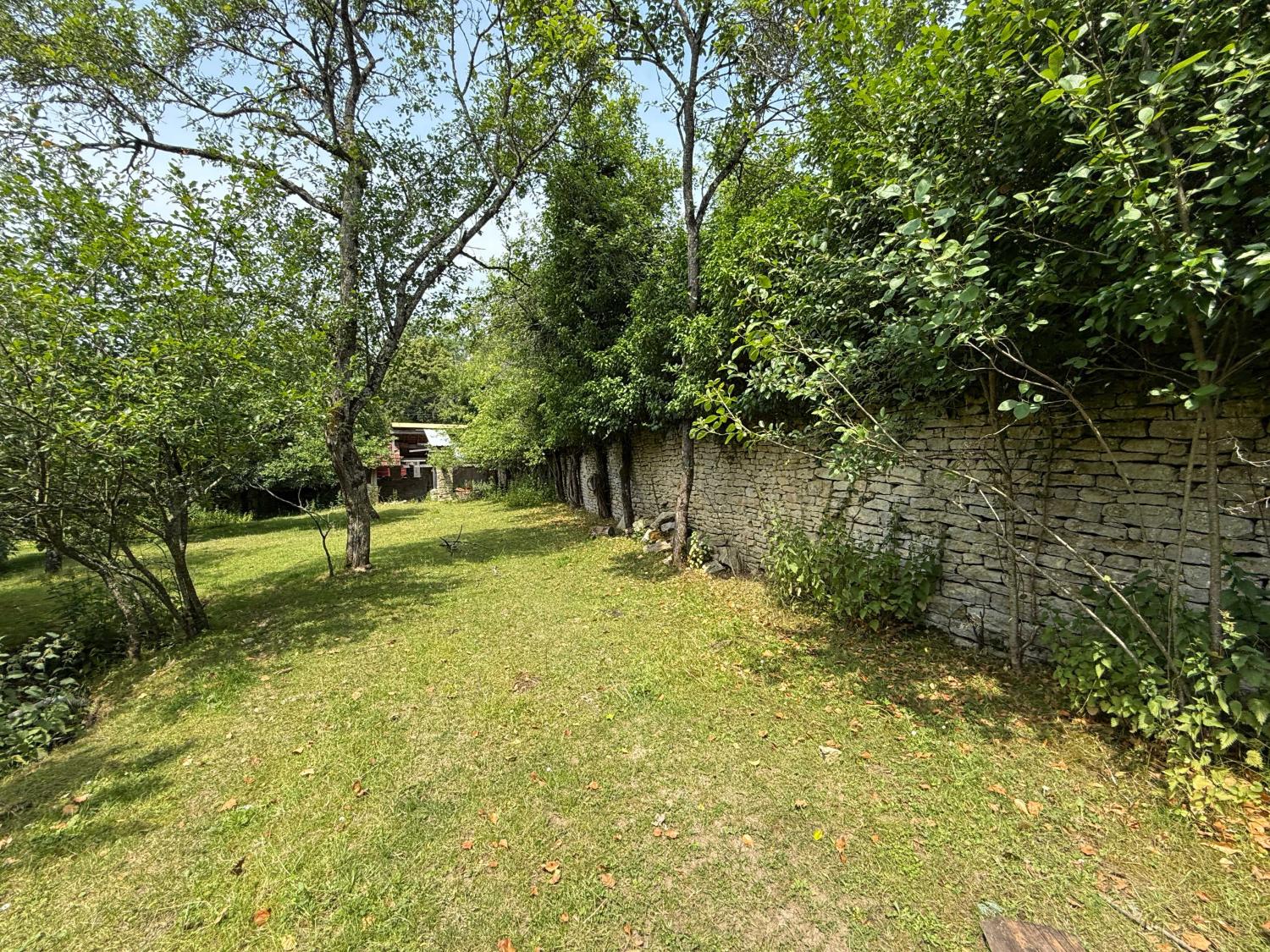  en venta finca de pueblo Confracourt Haute-Saône 41