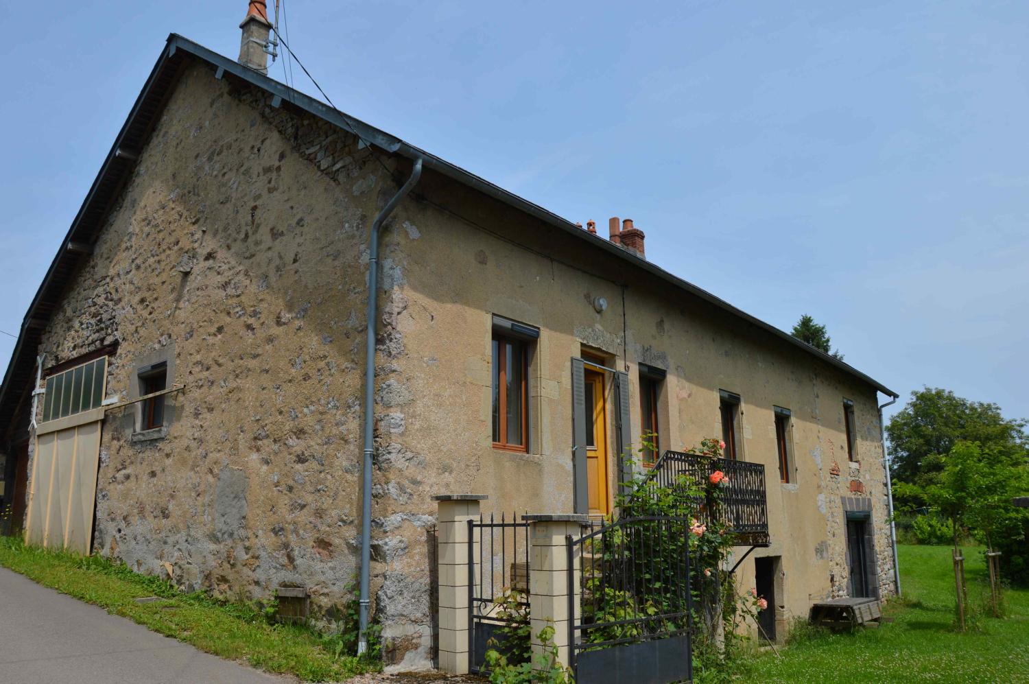  en venta casa de pueblo Arleuf Nièvre 2