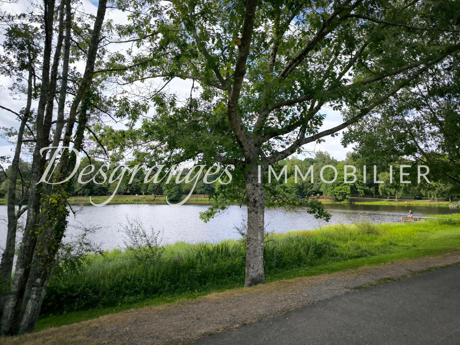  en venta local comercial Bussière-Galant Haute-Vienne 17