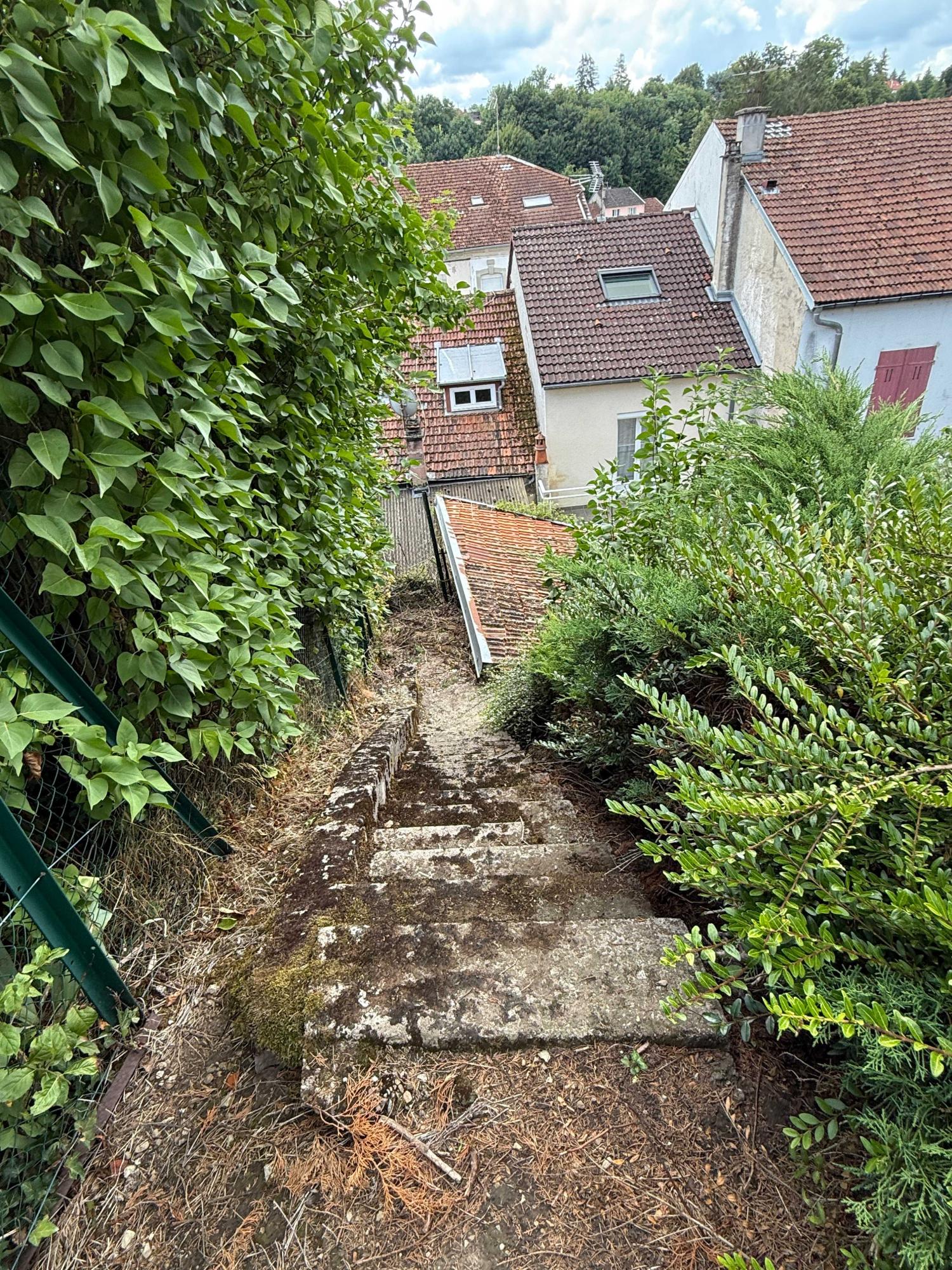  en venta casa de pueblo Bourbonne-les-Bains Haute-Marne 22