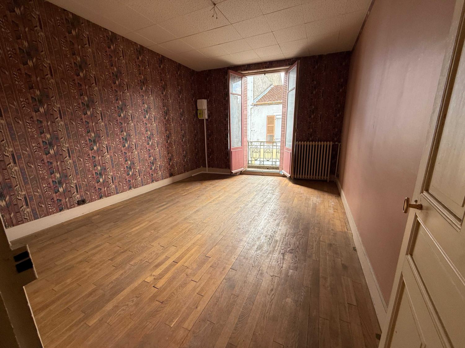  en venta casa urbana Bourbonne-les-Bains Haute-Marne 22