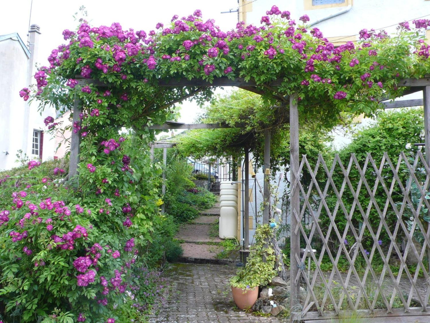 en venta casa Saint-Honoré-Les-Bains Nièvre 2