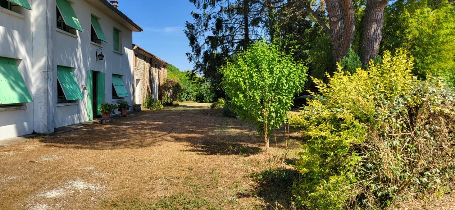  en venta casa Saint-André-de-Lidon Charente-Maritime 2