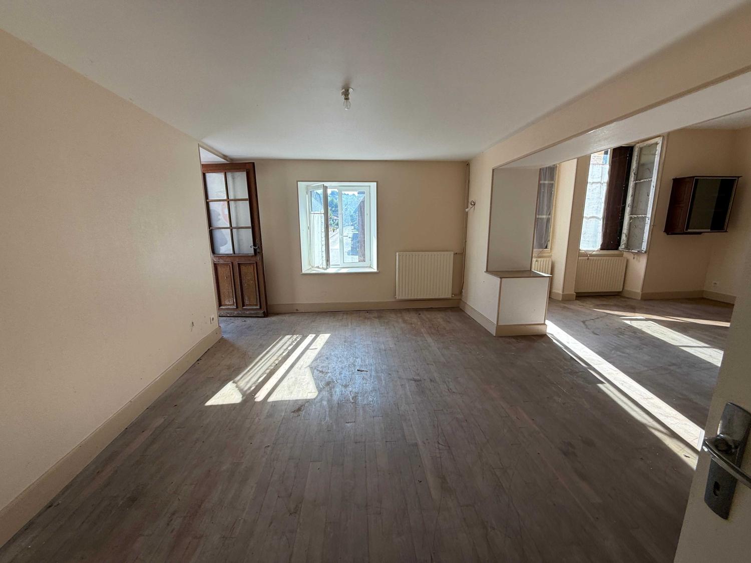  en venta casa de pueblo Doulevant-le-Château Haute-Marne 33