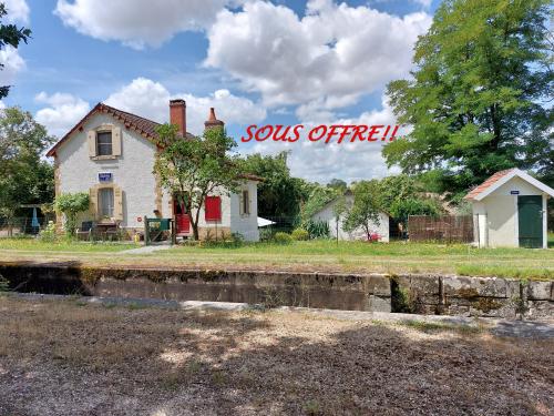 Épineuil-le-Fleuriel Cher casa foto 7049198
