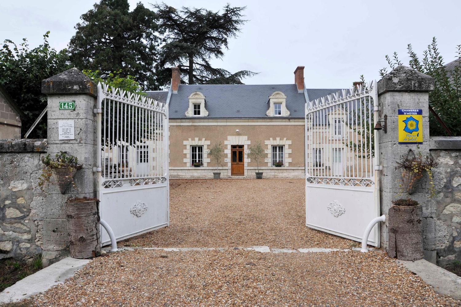  en venta cama y desayuno Couddes Loir-et-Cher 2