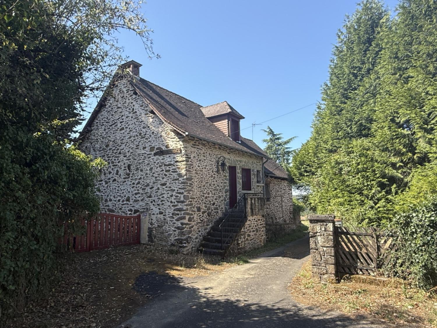 en venta casa independiente Lubersac Corrèze 22