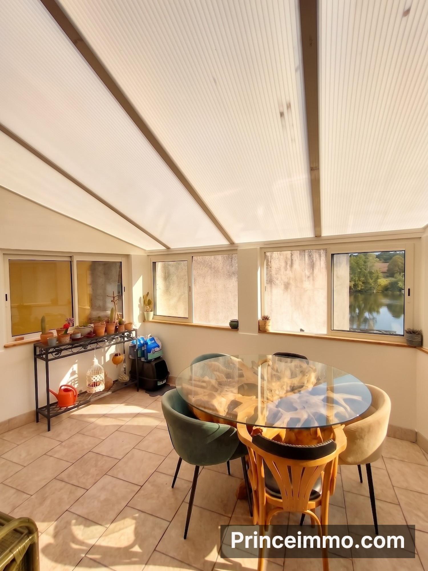  en venta casa de pueblo Douelle Lot 19
