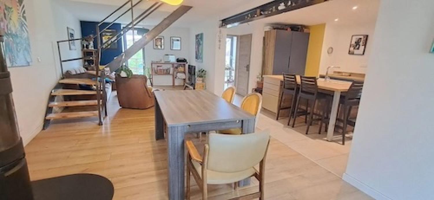 en venta casa Douelle Lot 8