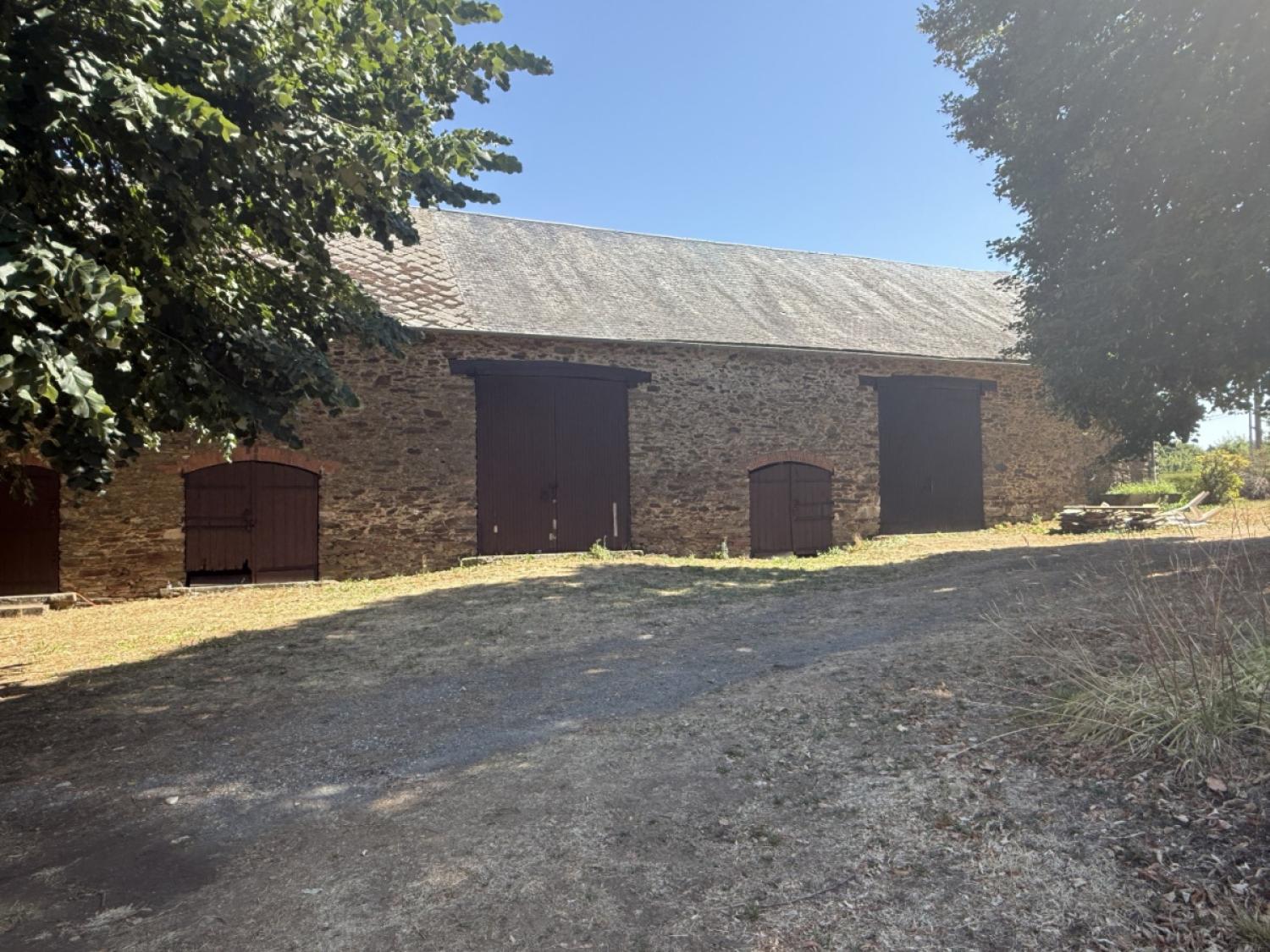 en venta casa independiente Lubersac Corrèze 15
