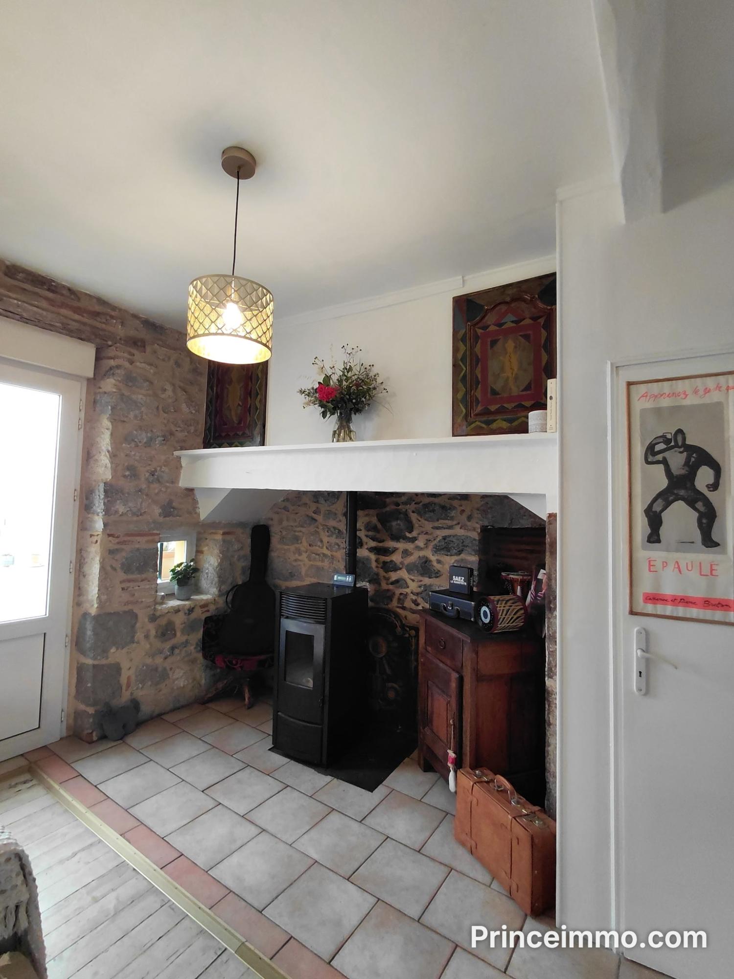 en venta casa de pueblo Douelle Lot 11