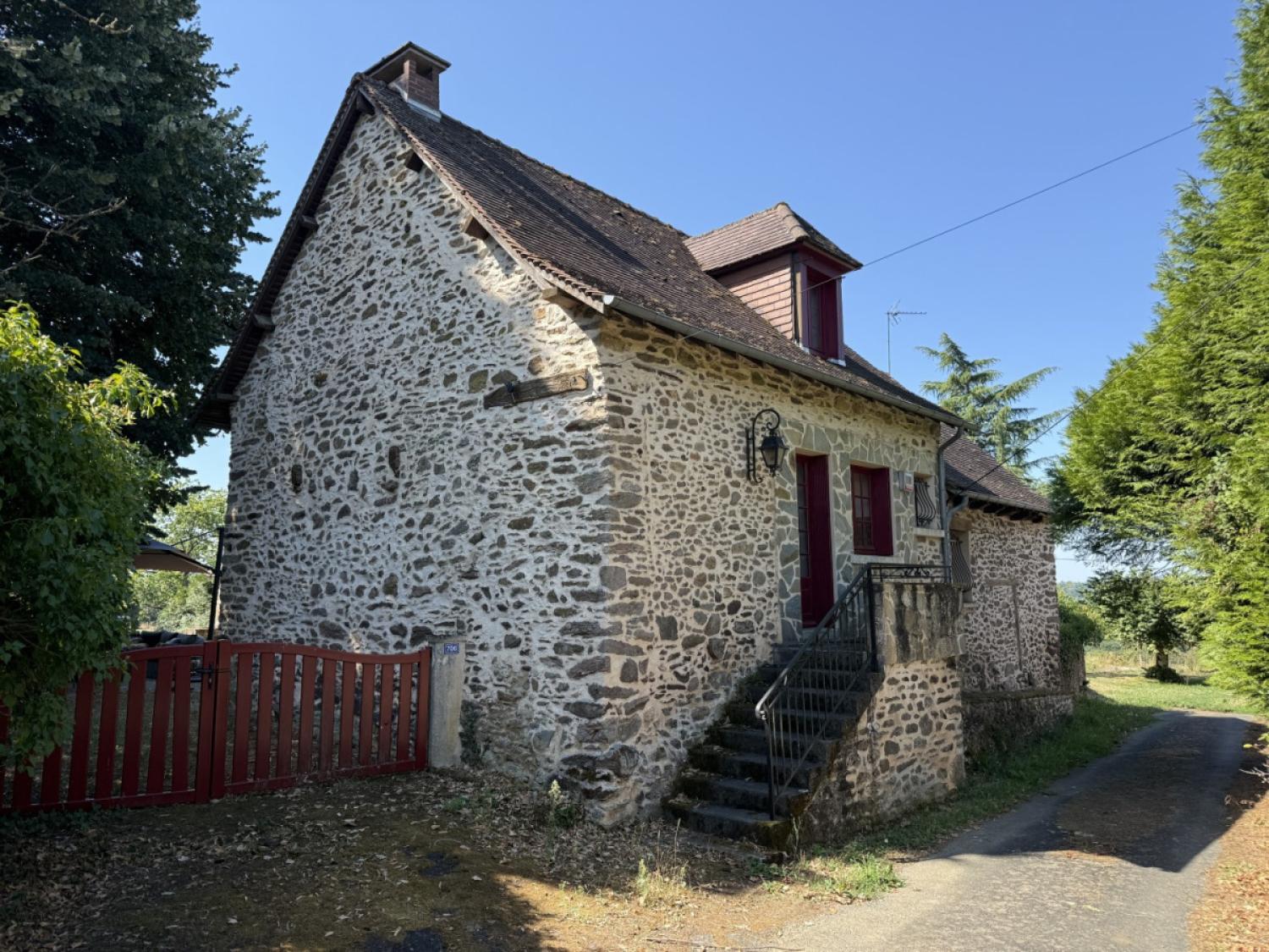 en venta casa independiente Lubersac Corrèze 1