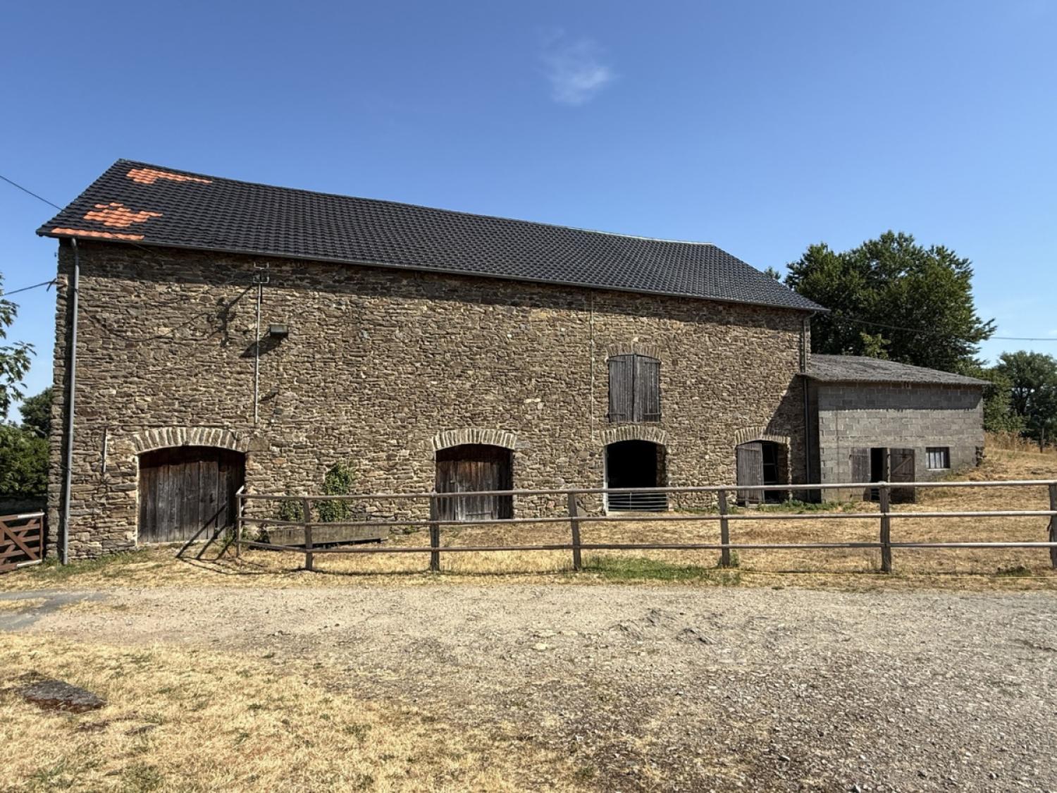 en venta casa rústica Saint-Pardoux-Corbier Corrèze 22