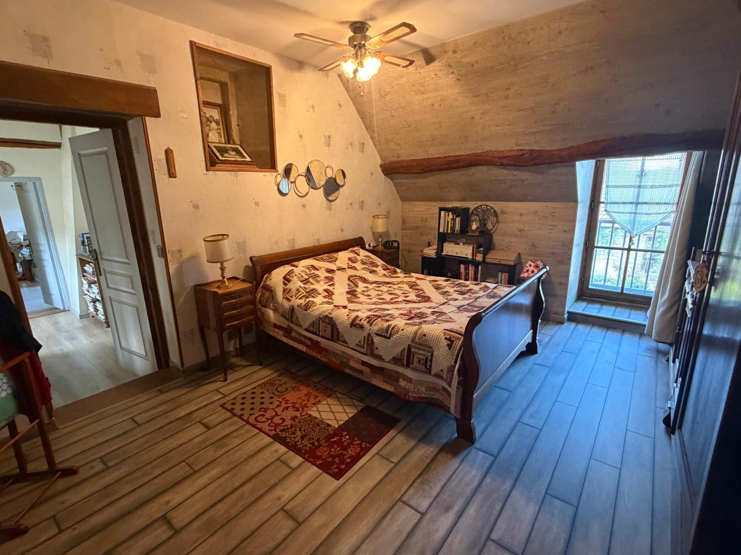 en venta casa con anexo de invitados Vez Oise 11
