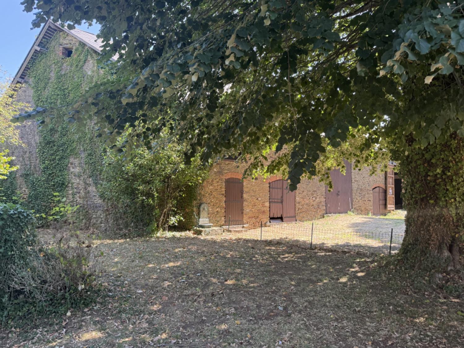 en venta casa independiente Lubersac Corrèze 19