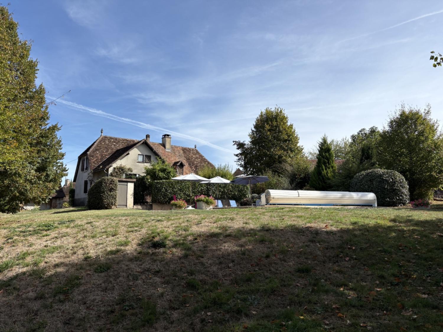 en venta casa con anexo de invitados Meuzac Haute-Vienne 45