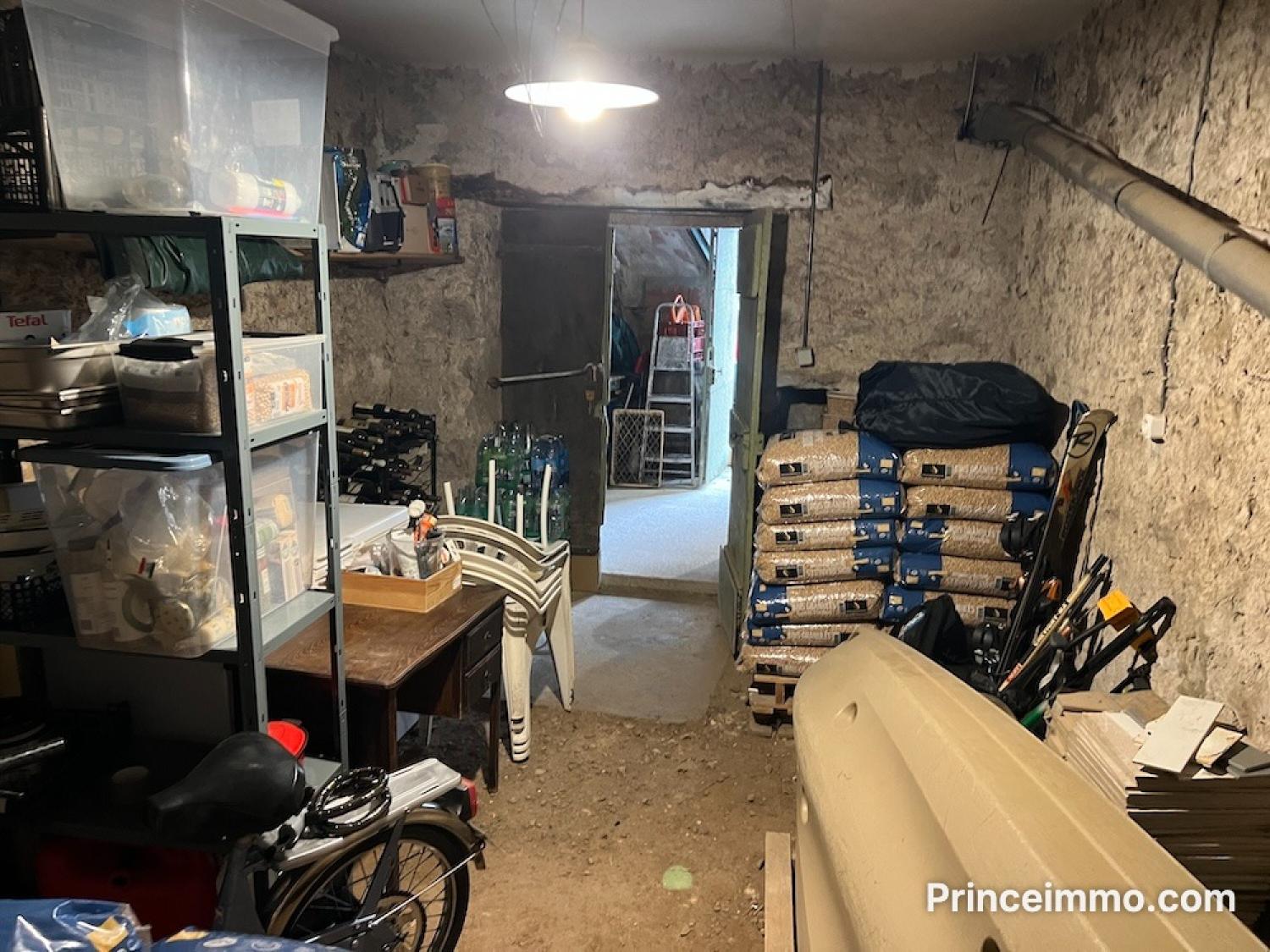  en venta casa de pueblo Douelle Lot 8