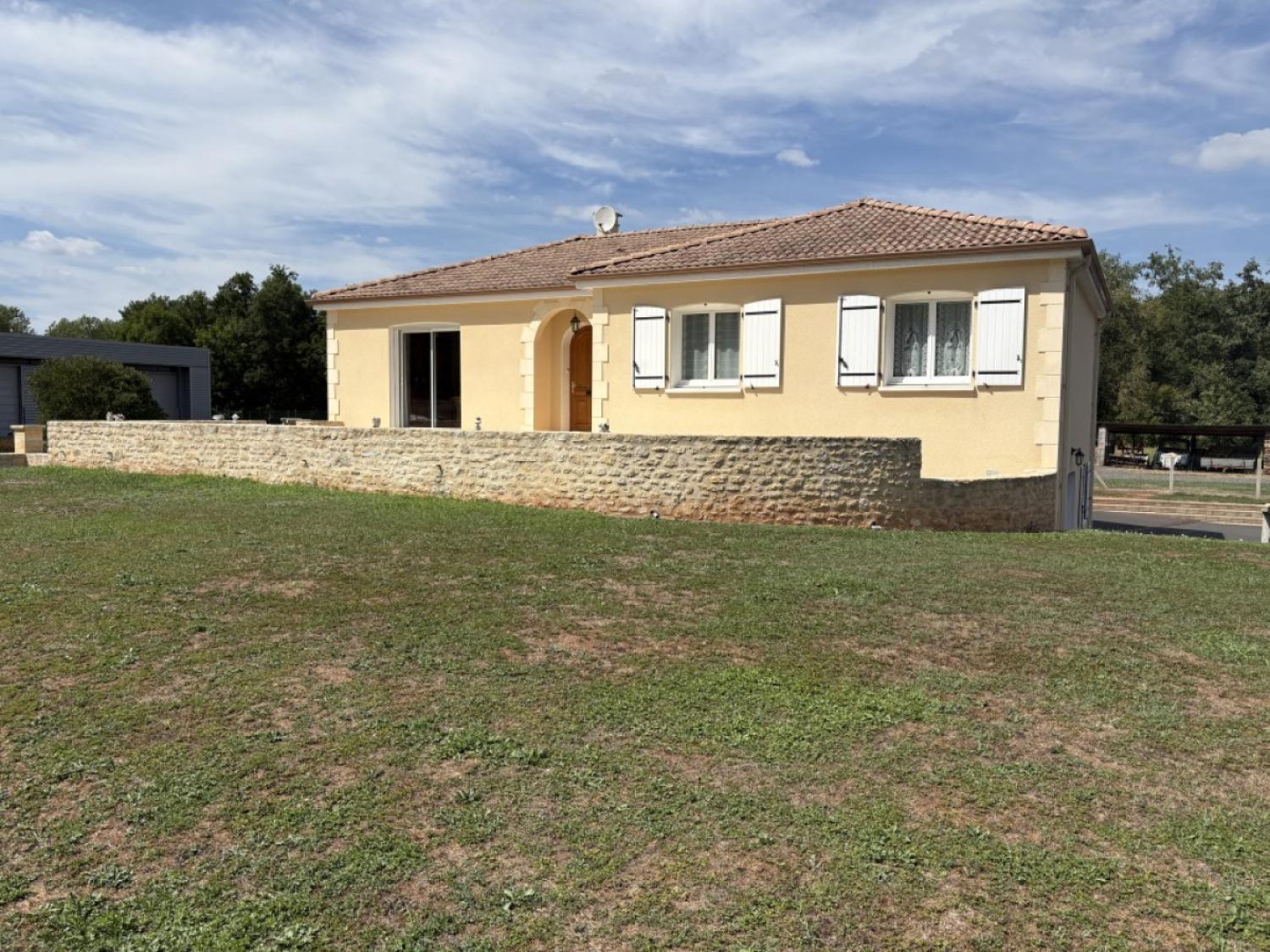 en venta casa independiente Ayen Corrèze 2