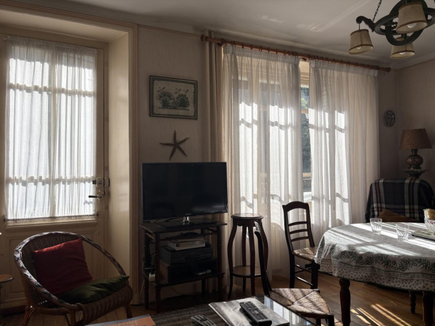  en venta casa de pueblo Ségur-le-Château Corrèze 15