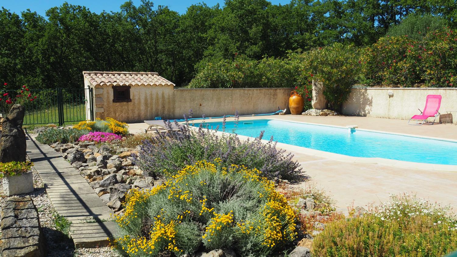 en venta casa independiente Barjac Gard 9