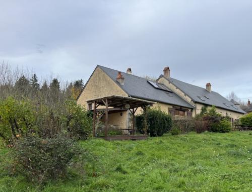 Saint-Hilaire-en-Morvan Nièvre casa con anexo de invitados foto