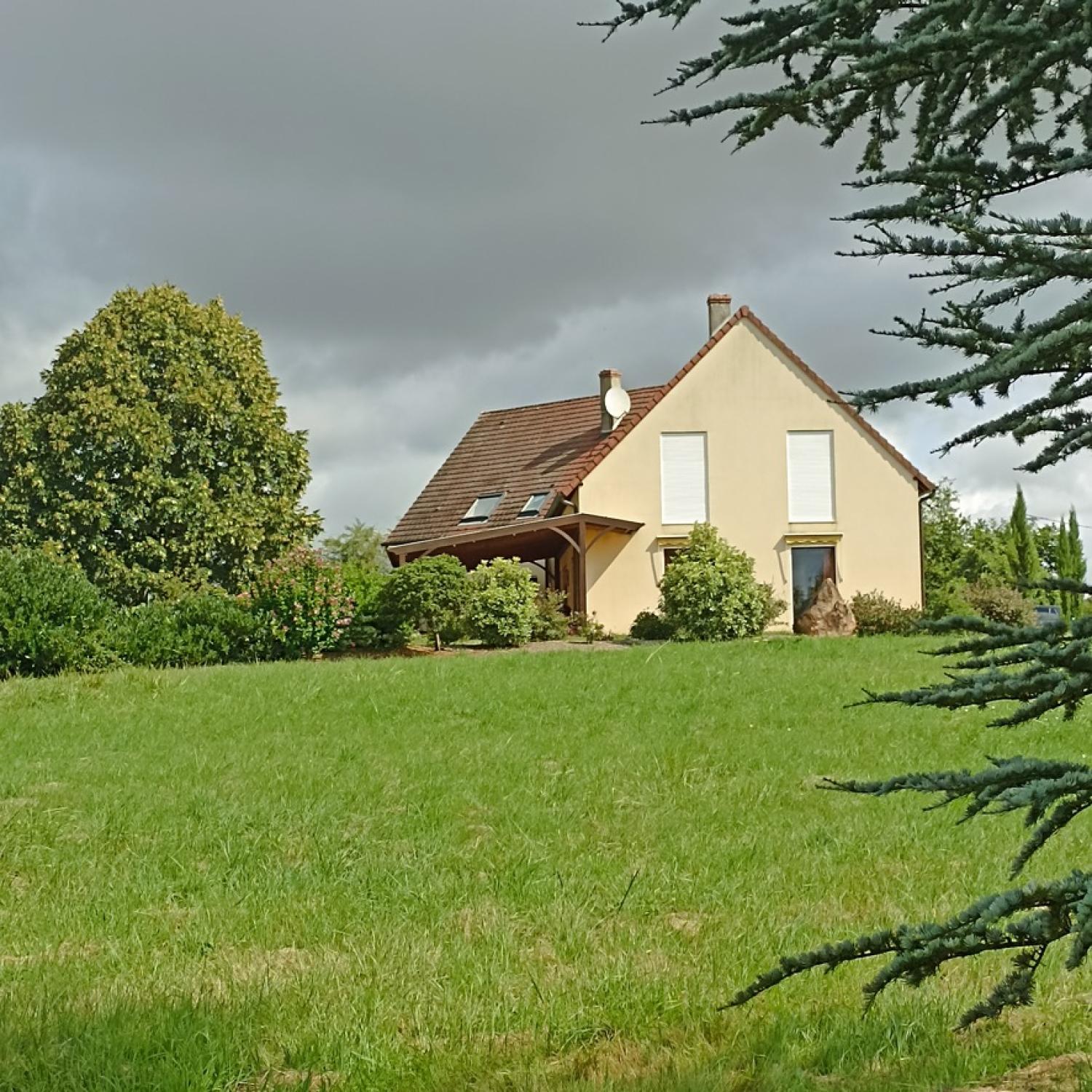  en venta casa independiente Cercy-la-Tour Nièvre 1