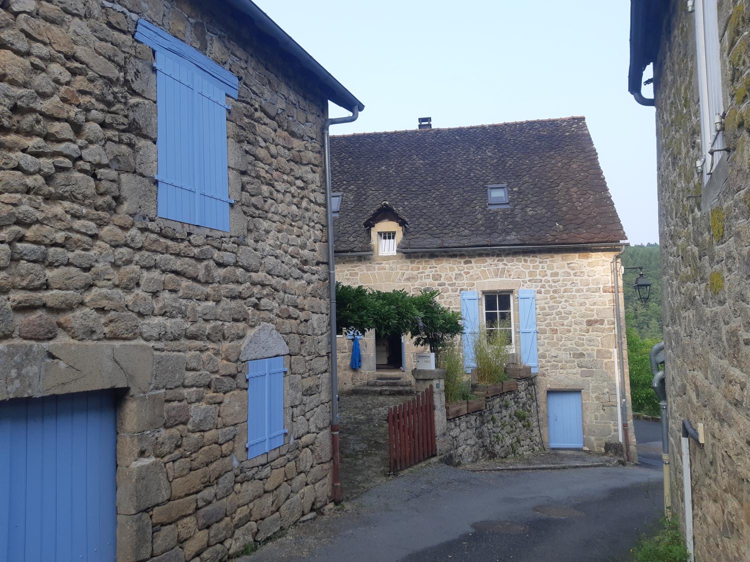  en venta casa independiente La Roche-Canillac Corrèze 4