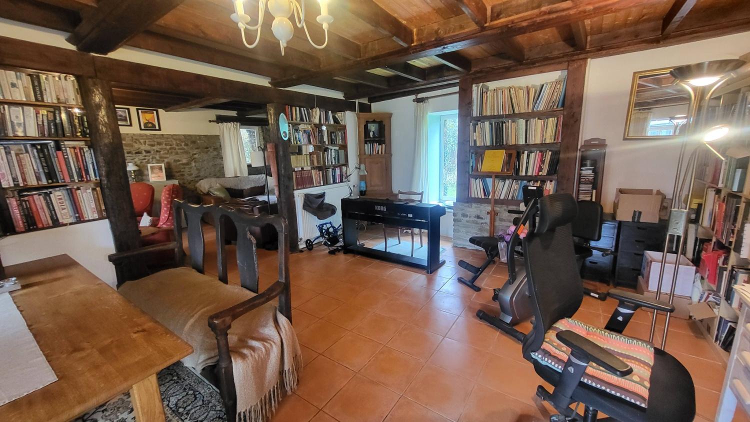  en venta casa independiente Saint-Denis-le-Gast Manche 15