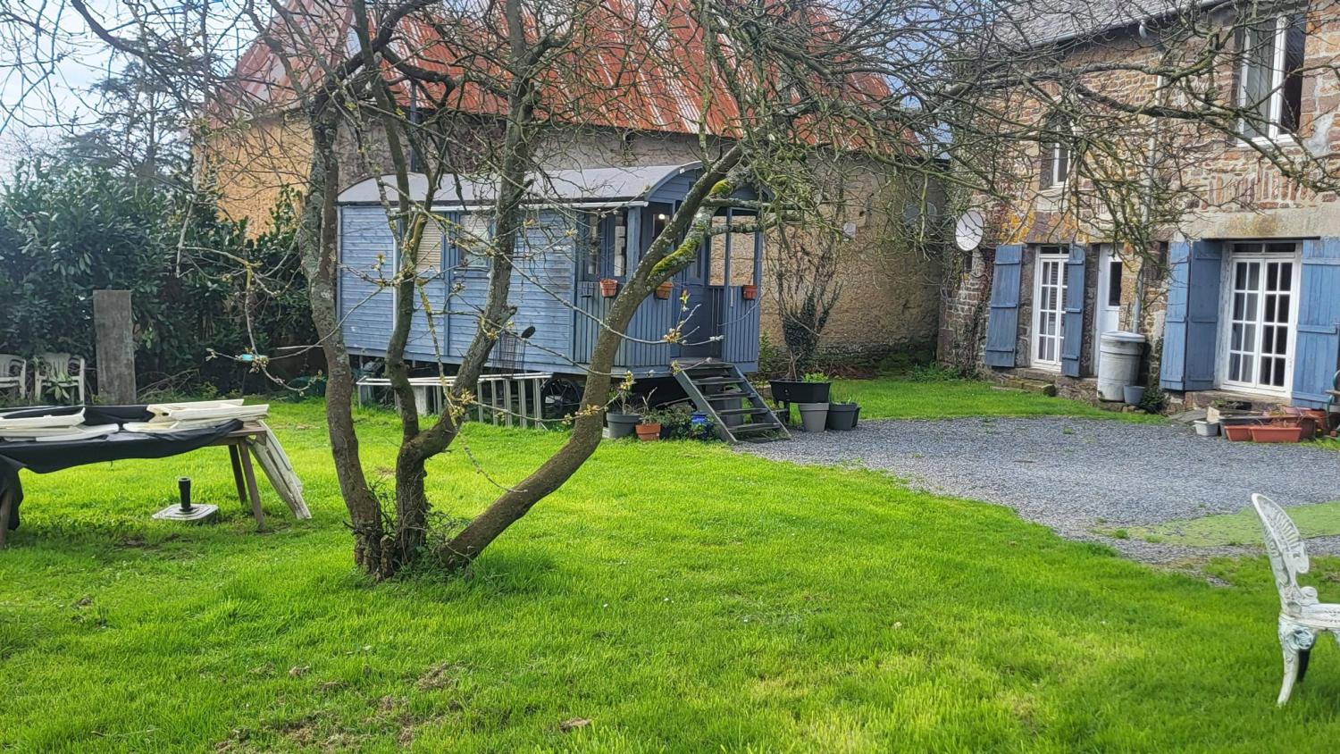  en venta casa independiente Saint-Denis-le-Gast Manche 3