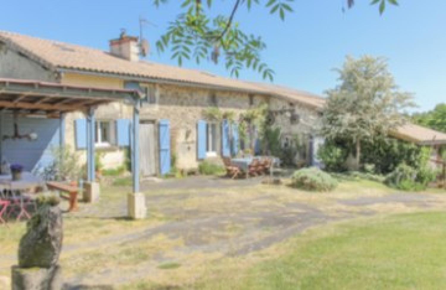  en venta casa con anexo de invitados Saint-Pardoux Deux-Sèvres 2