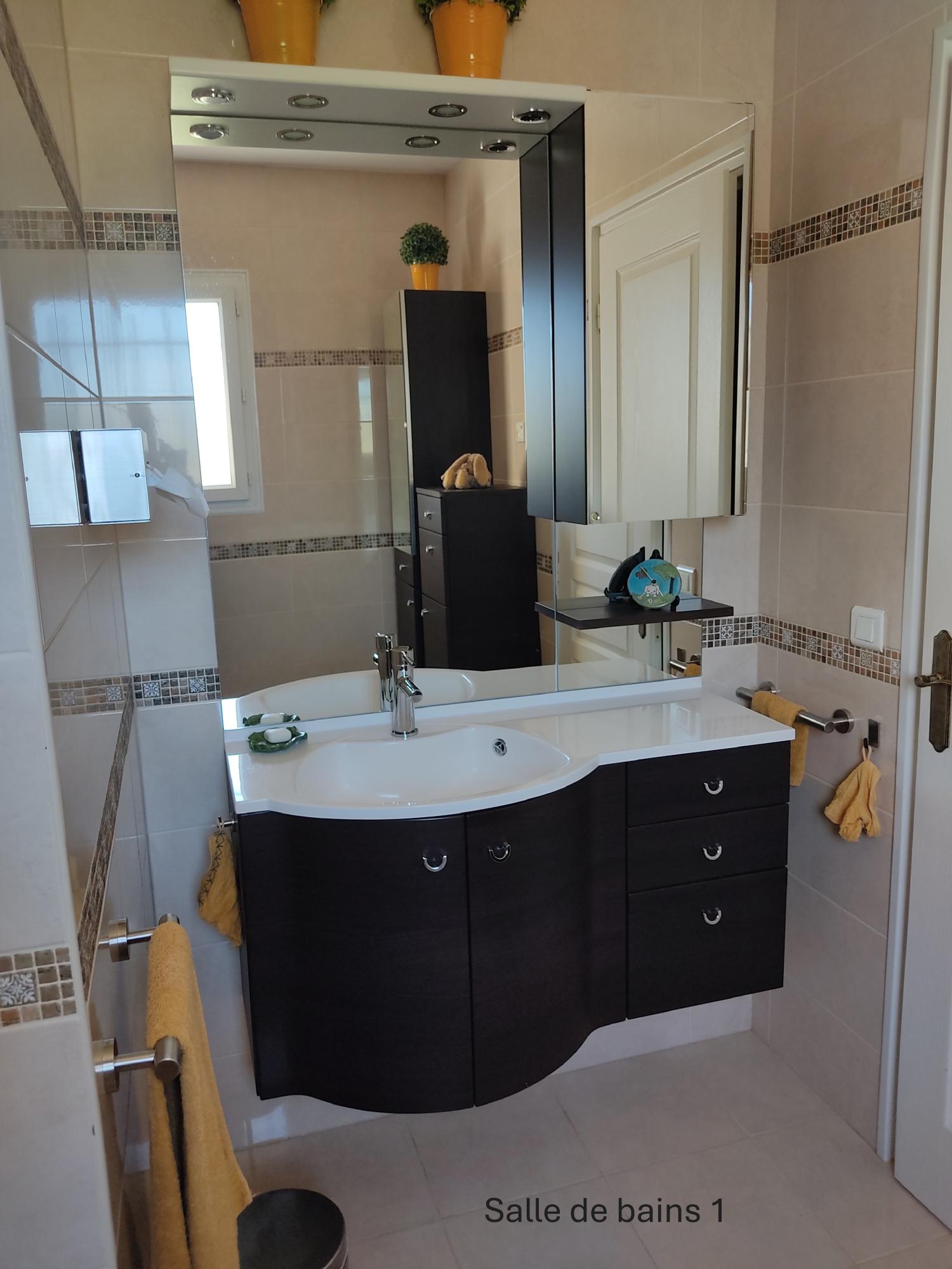 en venta casa independiente Luzech Lot 11