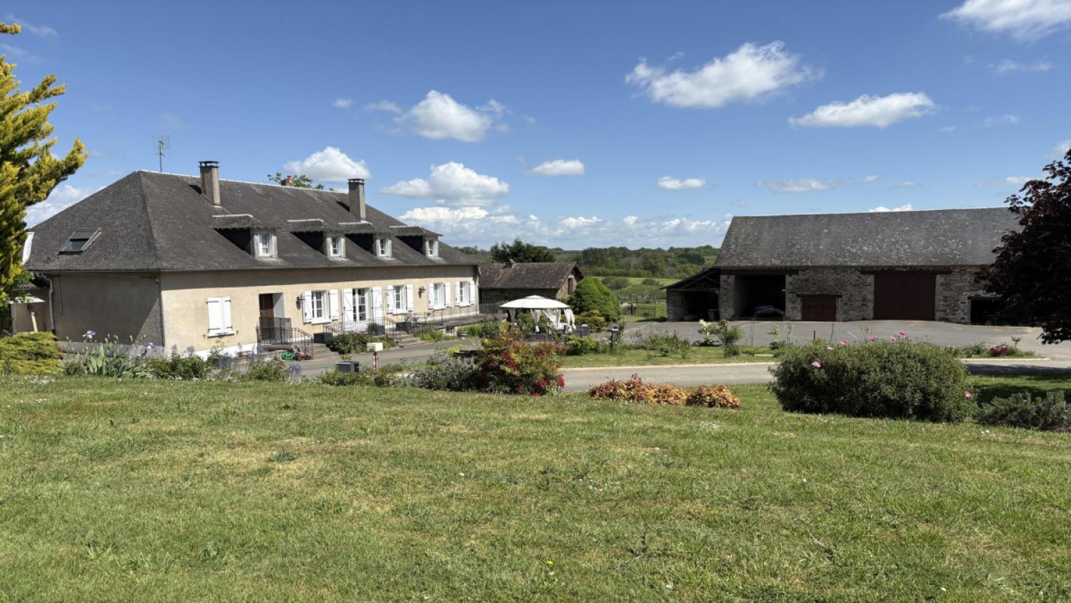  en venta casa independiente Beyssac Corrèze 1