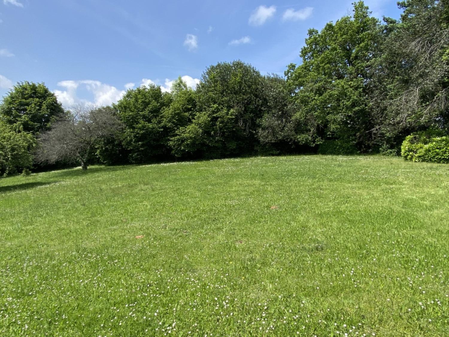 en venta casa independiente Juillac Corrèze 16