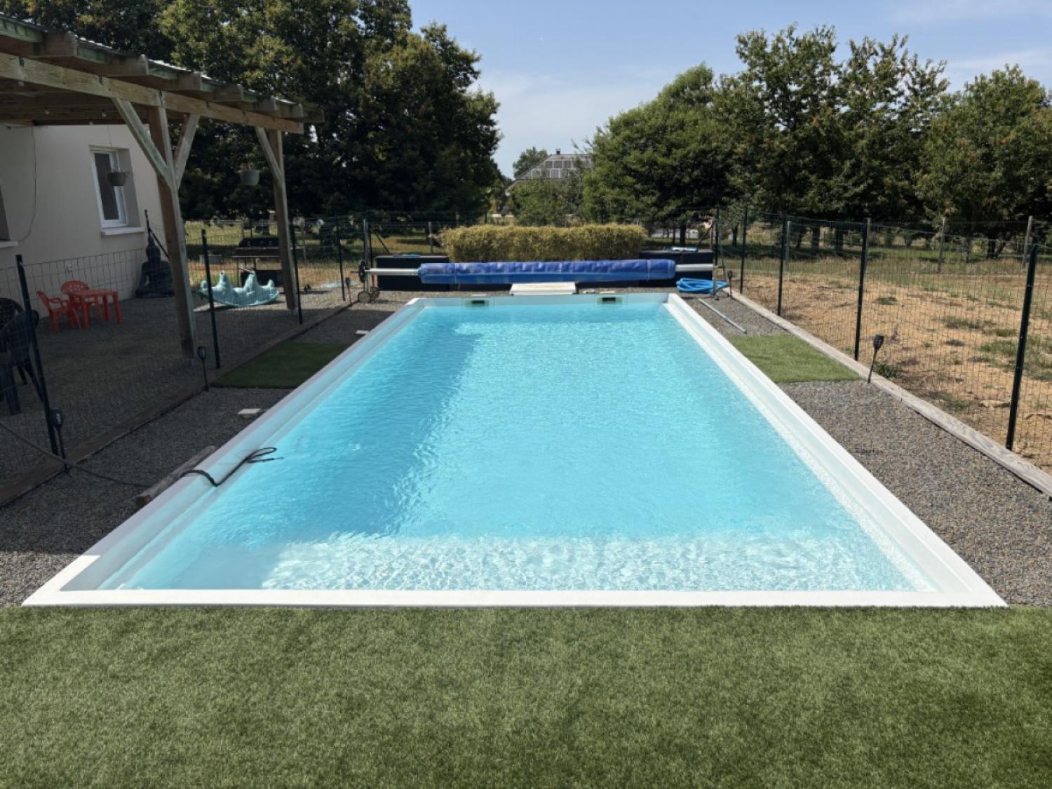 en venta casa de nueva construccion Troche Corrèze 17