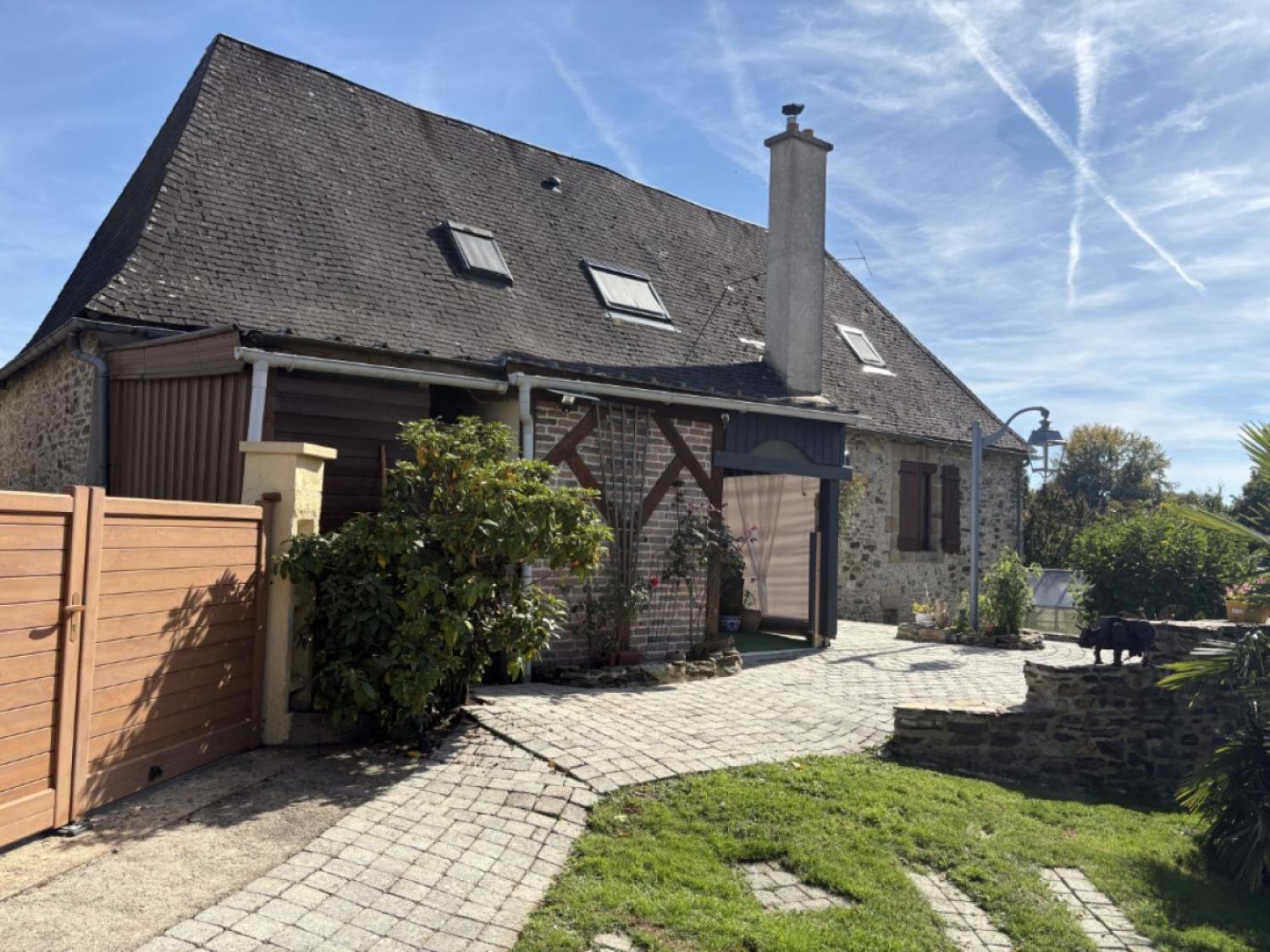  en venta casa independiente Arnac-Pompadour Corrèze 1